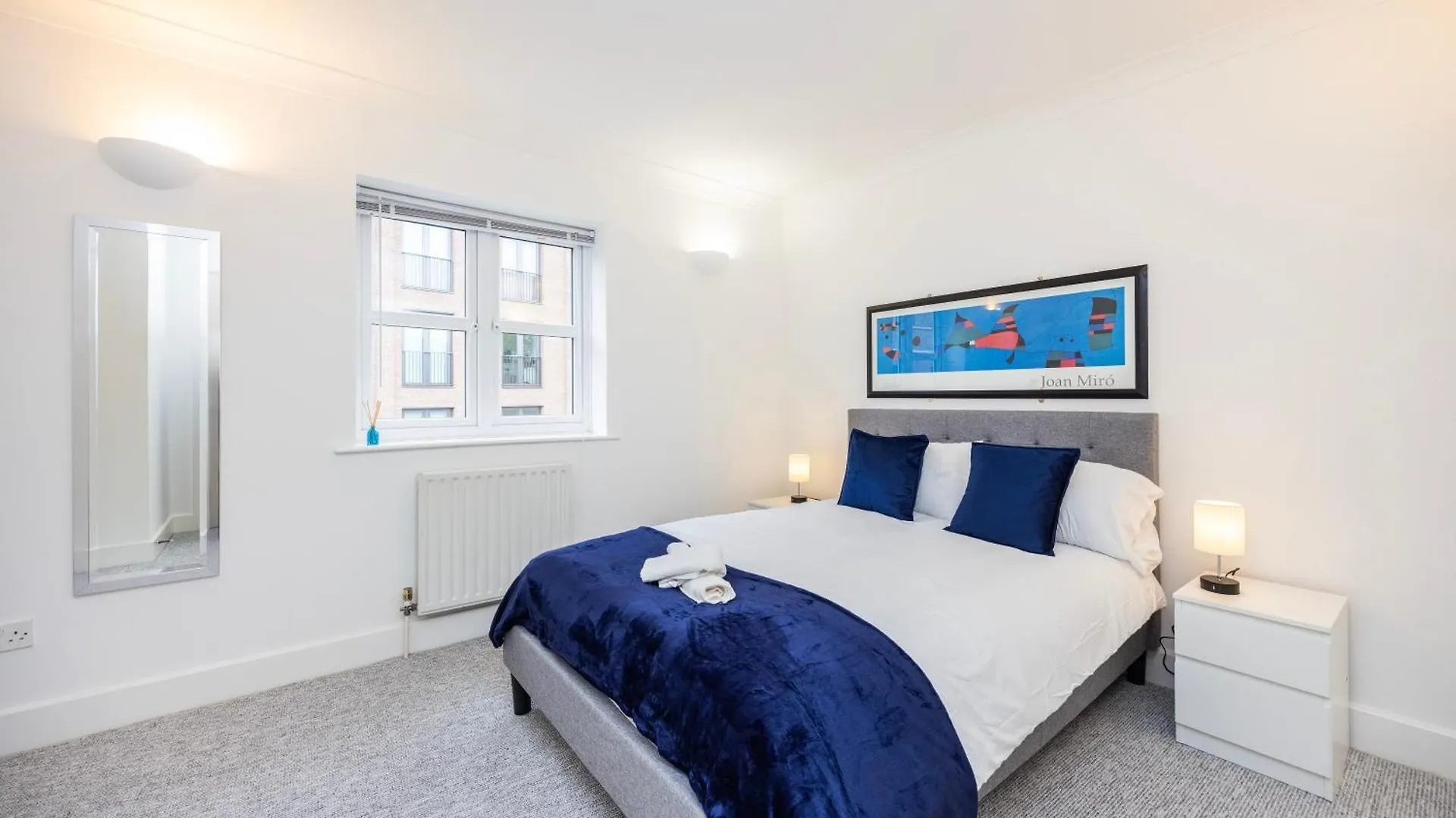 Cozy City Haven - Bright 2Br Apartment, Central Stay Next To Major Station London United Kingdom