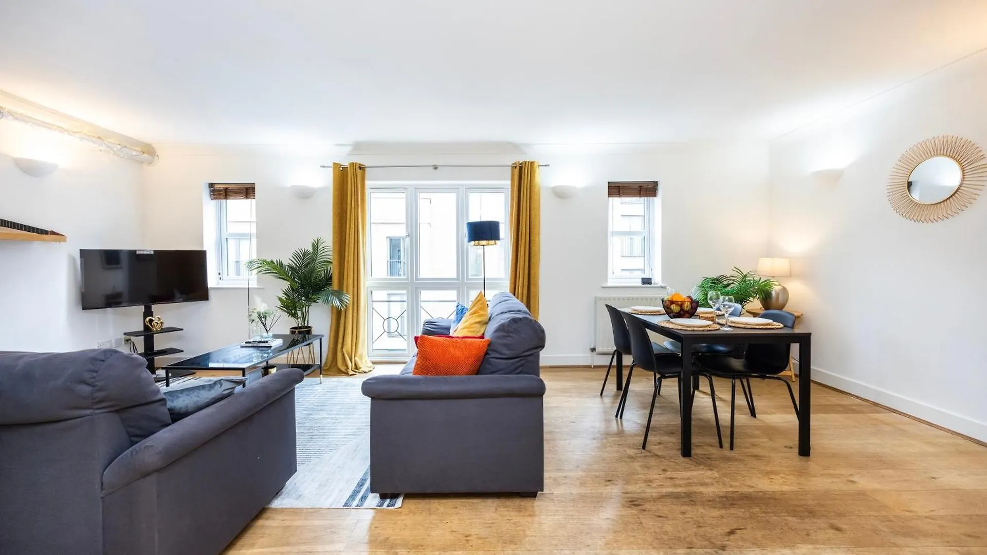Cozy City Haven - Bright 2Br Apartment, Central Stay Next To Major Station London United Kingdom