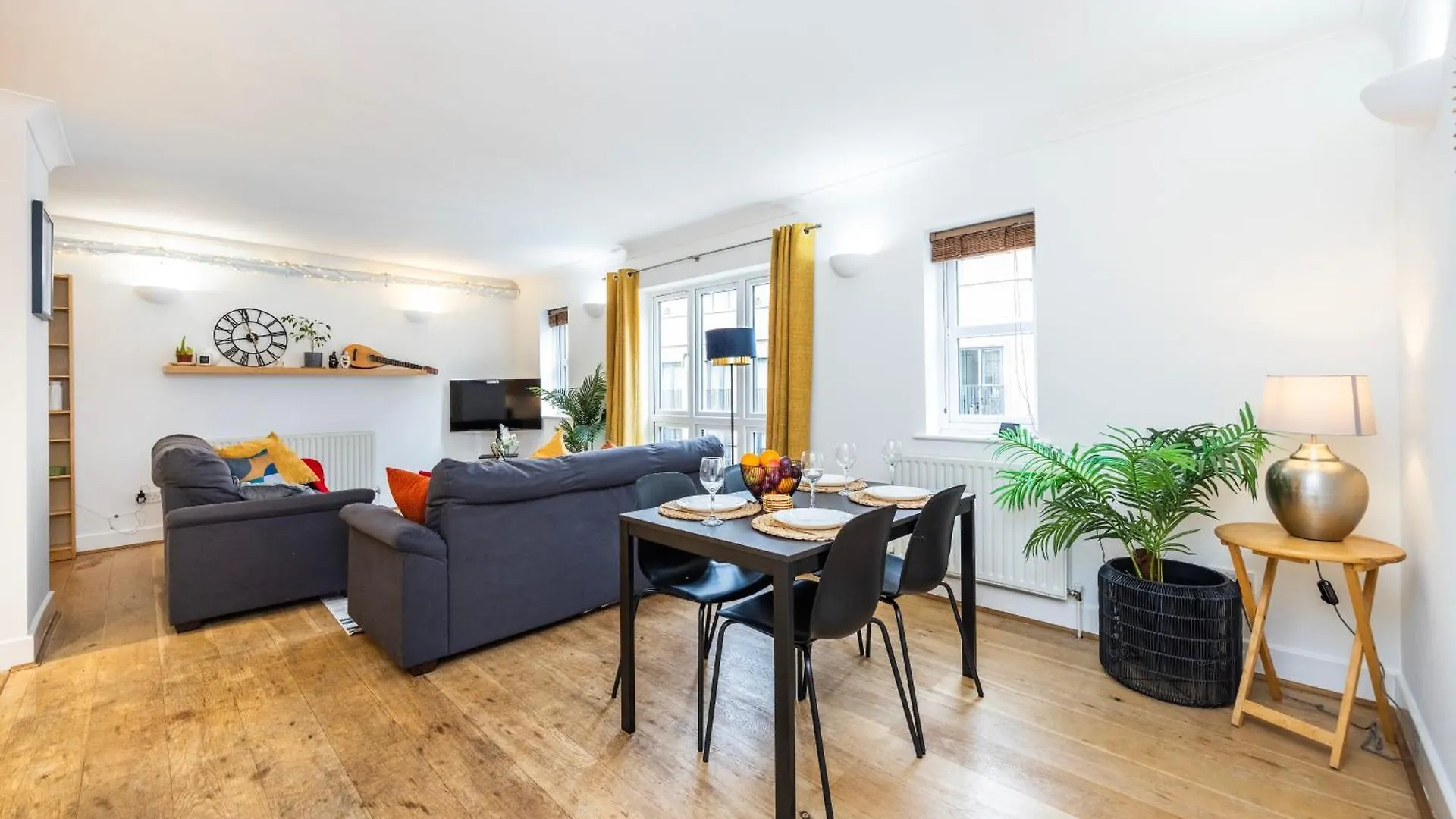 Cozy City Haven - Bright 2Br Apartment, Central Stay Next To Major Station London United Kingdom